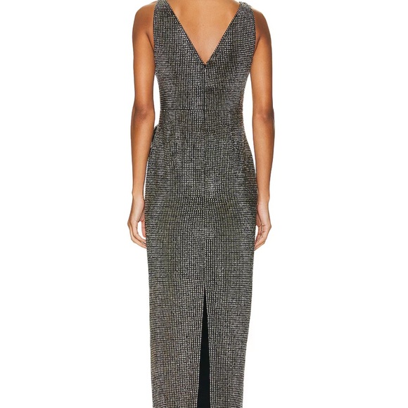 Gorgeous dress worn once for a few hours. Perfect condition. - Picture 4 of 5